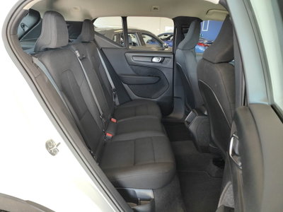 Volvo XC40 T2 Momentum Core (6)