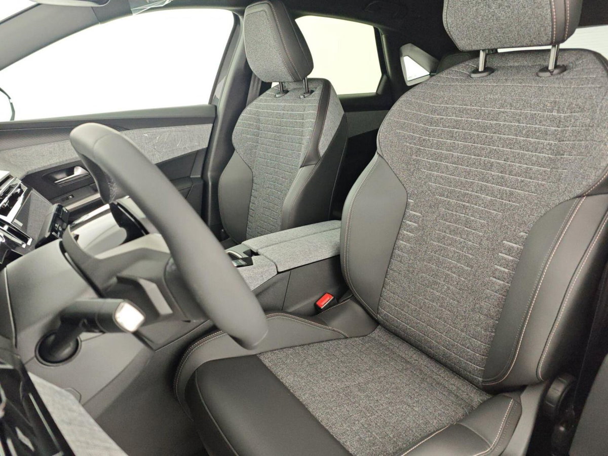 Peugeot 3008 1.2 hybrid Allure Business 145cv e-dcs6 (12)