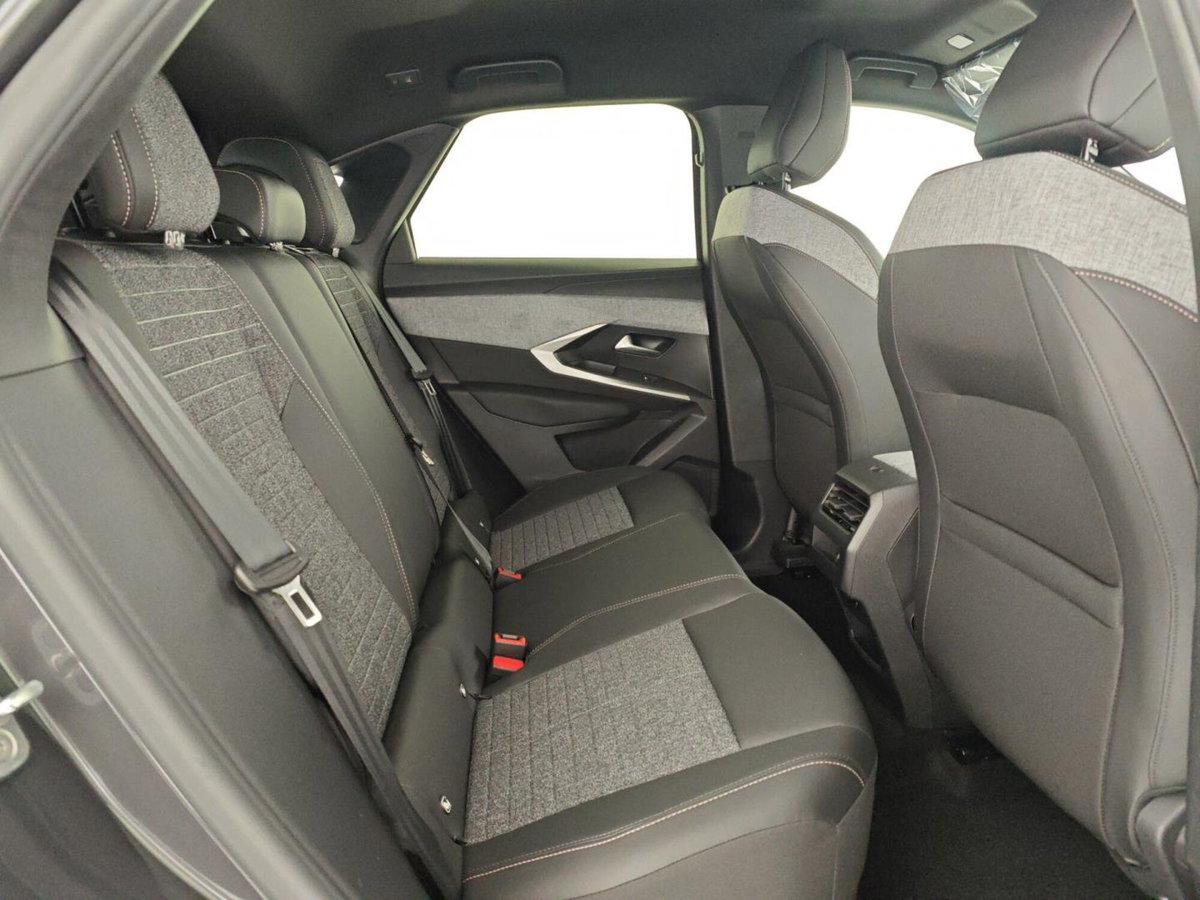 Peugeot 3008 1.2 hybrid Allure Business 145cv e-dcs6 (16)