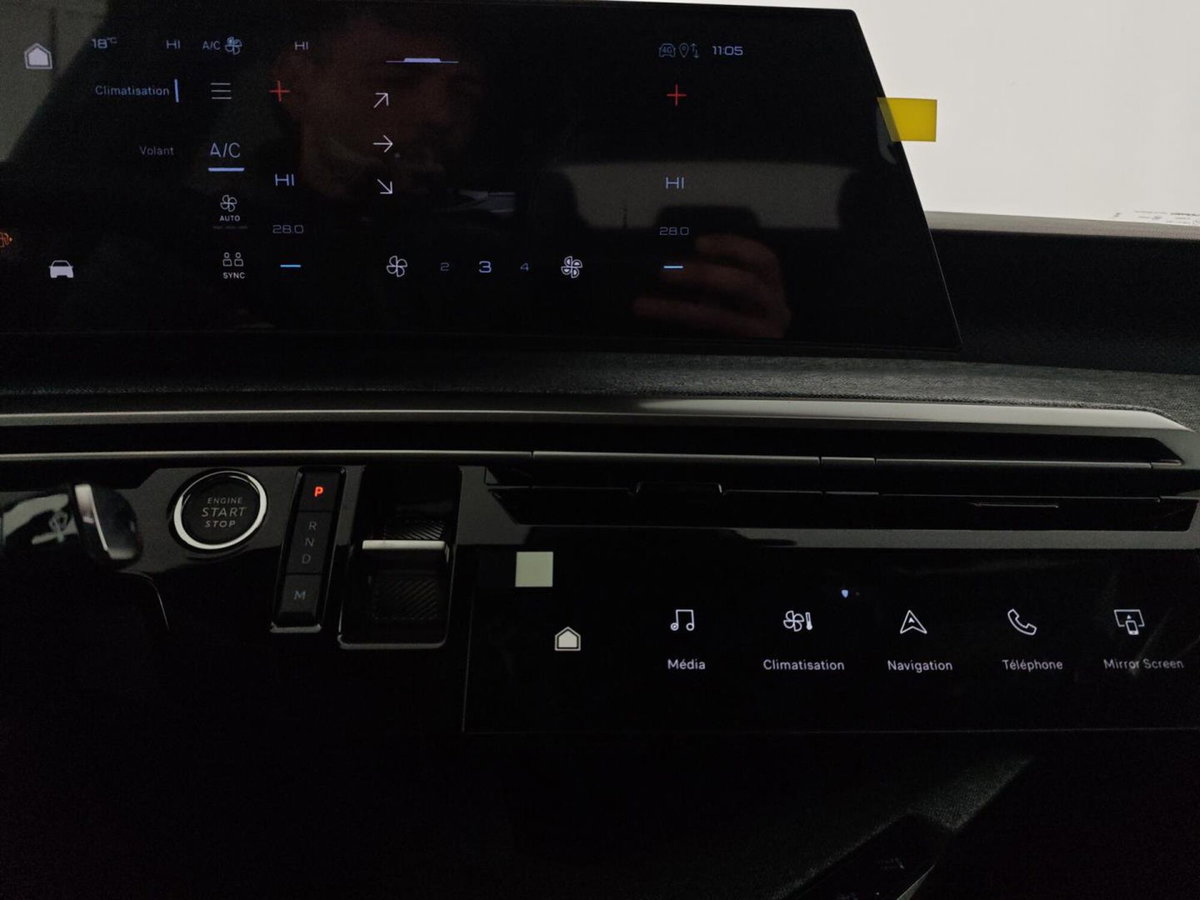 Peugeot 3008 1.2 hybrid Allure Business 145cv e-dcs6 (18)