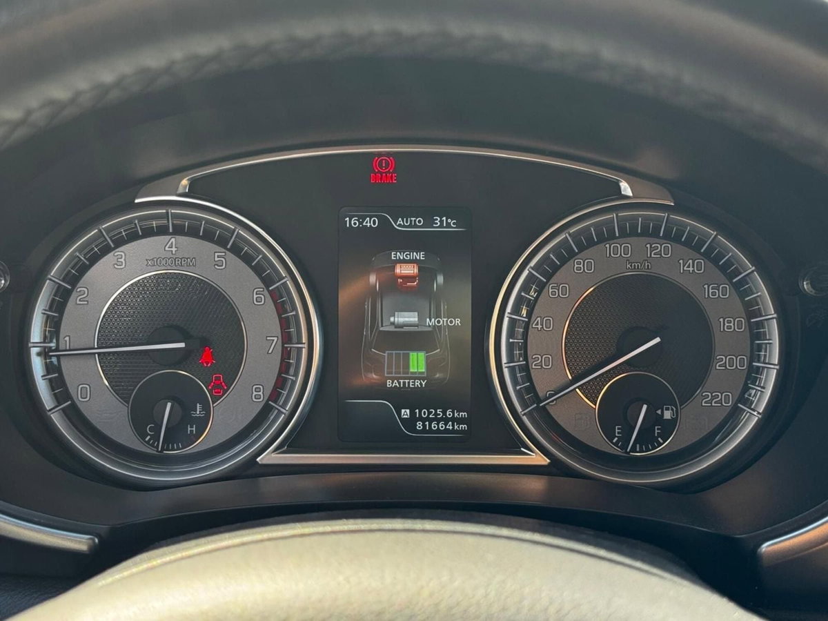 Suzuki Vitara 1.4 Hybrid 4WD AllGrip Easy Cool (13)