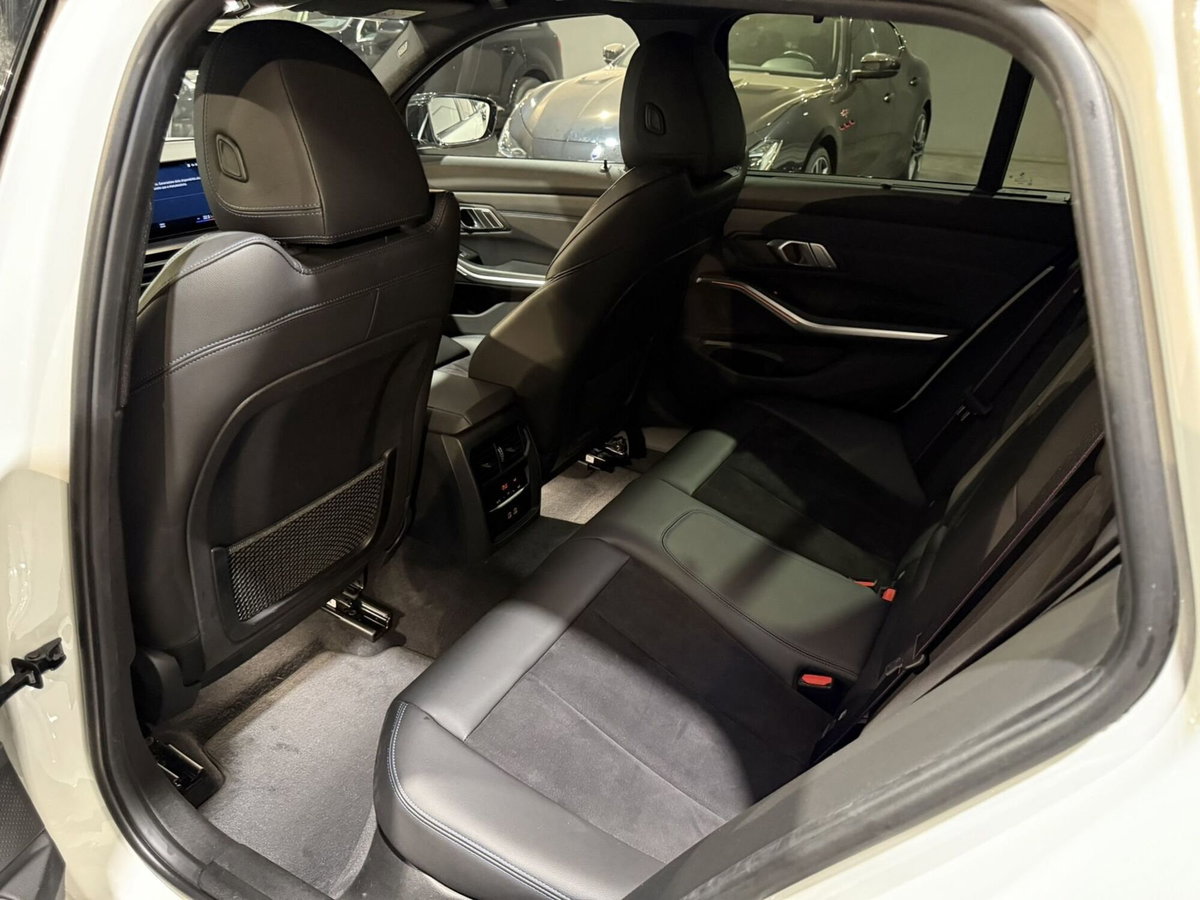 BMW Serie 3 Touring 320d 48V xDrive  Msport (18)