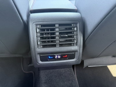Volkswagen Golf 2.0 TSI GTI DSG (19)