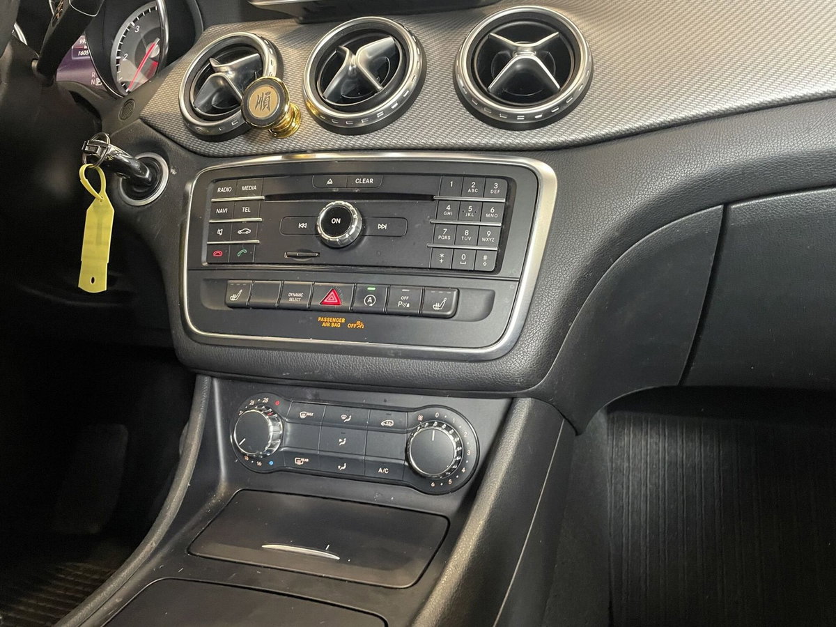 Mercedes-Benz GLA SUV 220 d Automatic Executive (11)