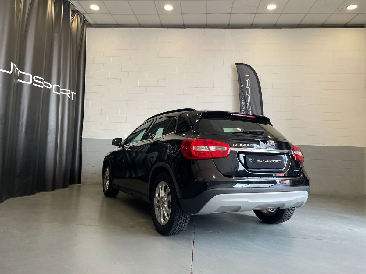 Mercedes-Benz GLA SUV 220 d Automatic Executive (4)