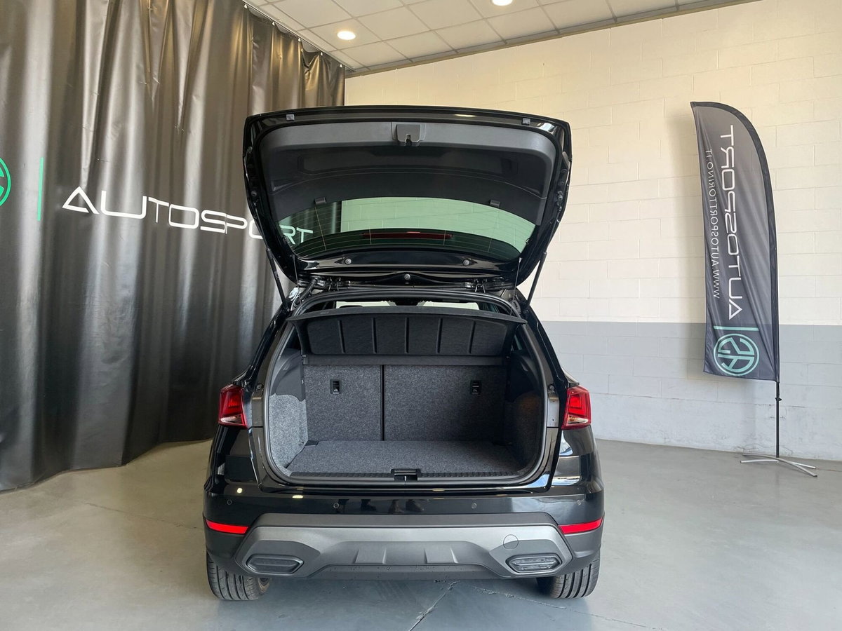 SEAT Arona 1.0 EcoTSI Black Edition (6)