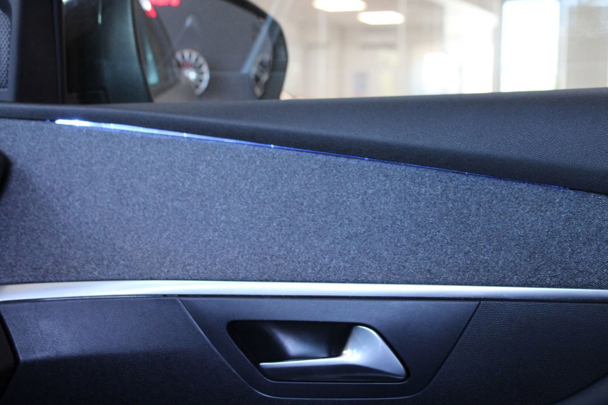 Peugeot 3008 BlueHDi 120 S&S EAT6 Crossway (14)