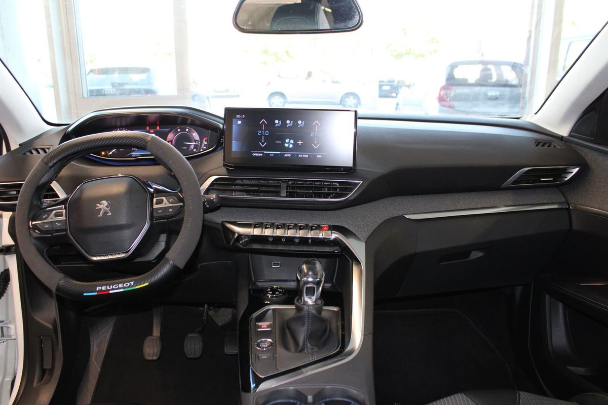 Peugeot 3008 BlueHDi 130 S&S EAT8 Allure Pack (7)