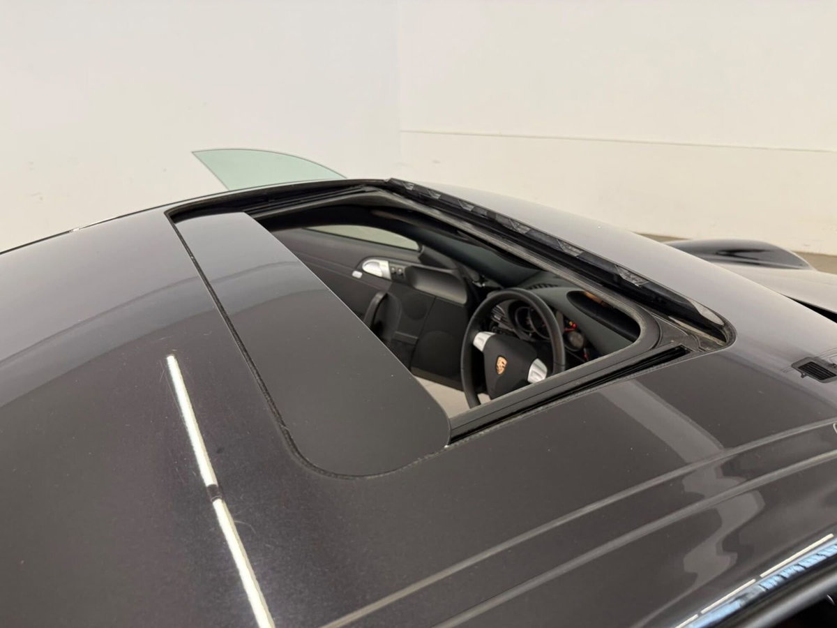Porsche 911 Coupé Carrera 4 (14)