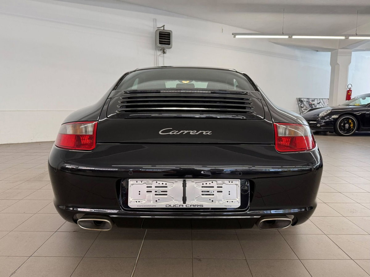 Porsche 911 Coupé Carrera 4 (5)