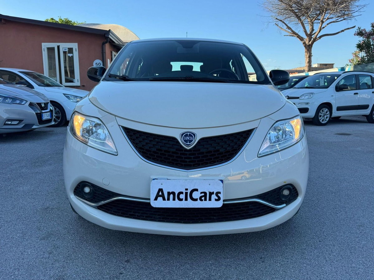 Lancia Ypsilon 1.2 69 CV 5 porte GPL Ecochic Gold