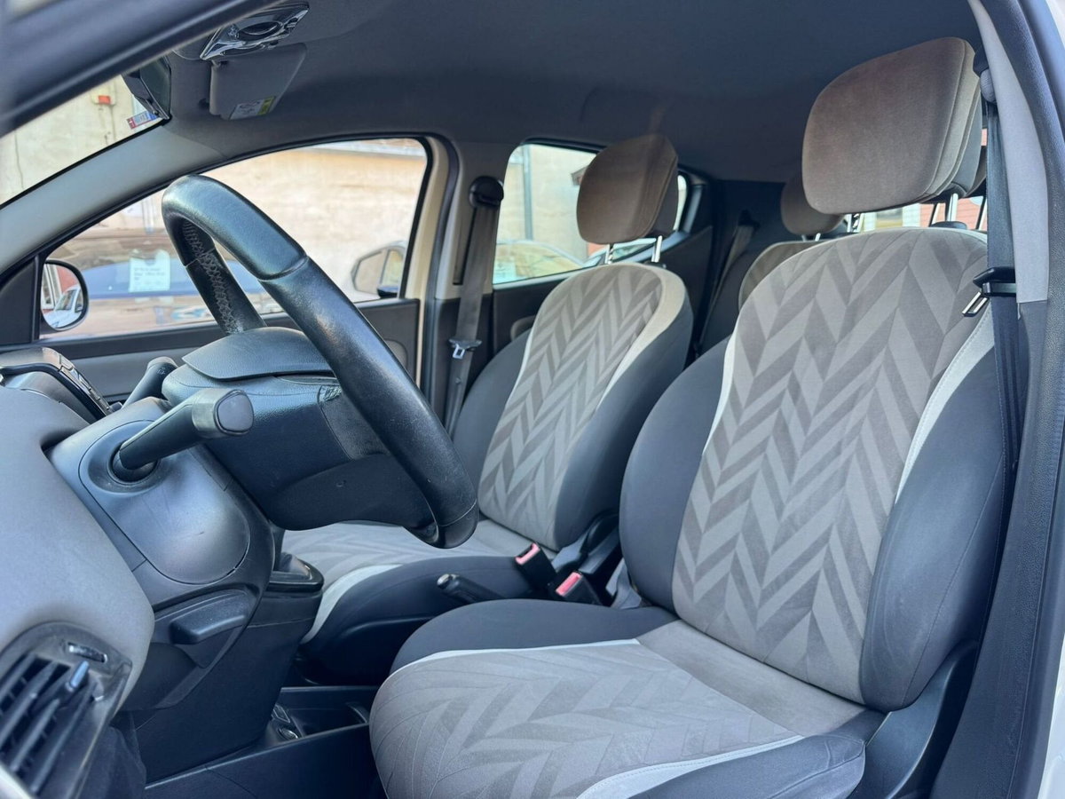 Lancia Ypsilon 1.2 69 CV 5 porte GPL Ecochic Gold (6)