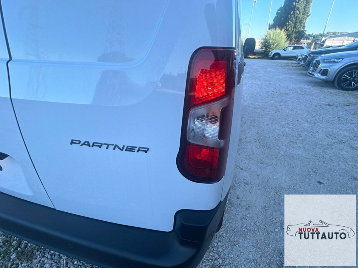 Peugeot Partner Furgone BlueHDi 100 L1 Furgone Comfort (10)