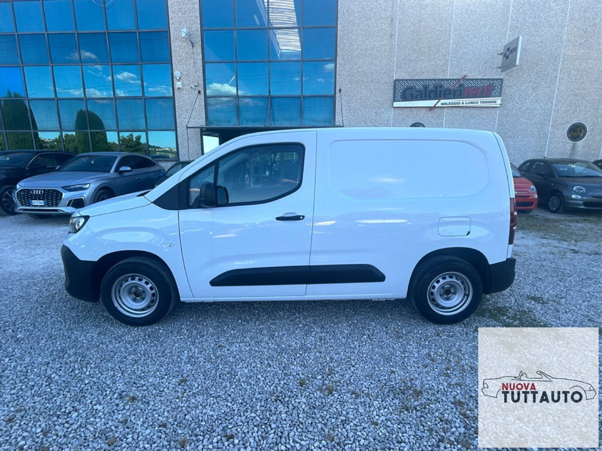 Peugeot Partner Furgone BlueHDi 100 L1 Furgone Comfort (2)