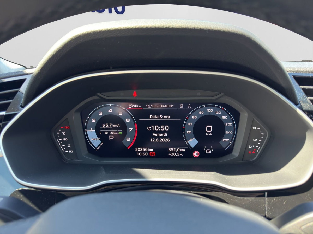 Audi Q3 35 TFSI S tronic Business Advanced (12)