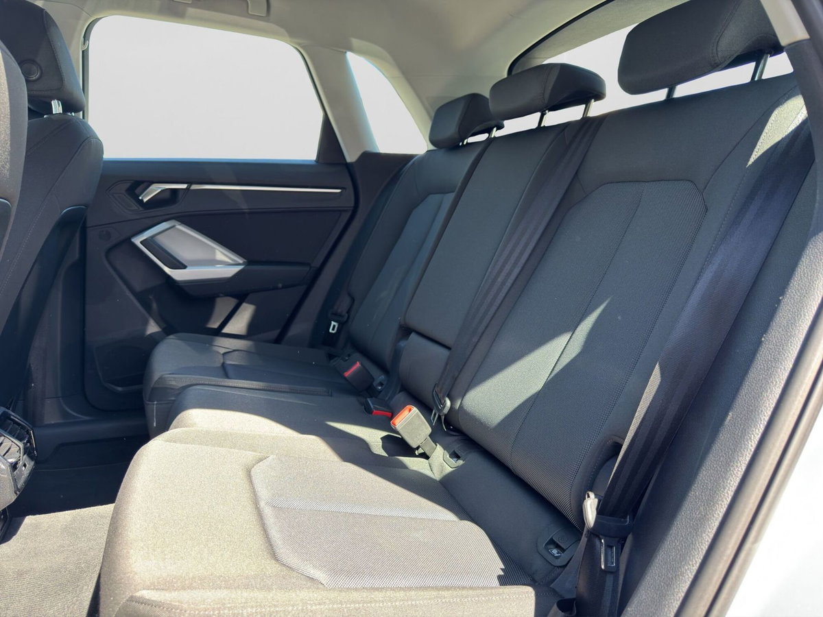 Audi Q3 35 TFSI S tronic Business Advanced (14)