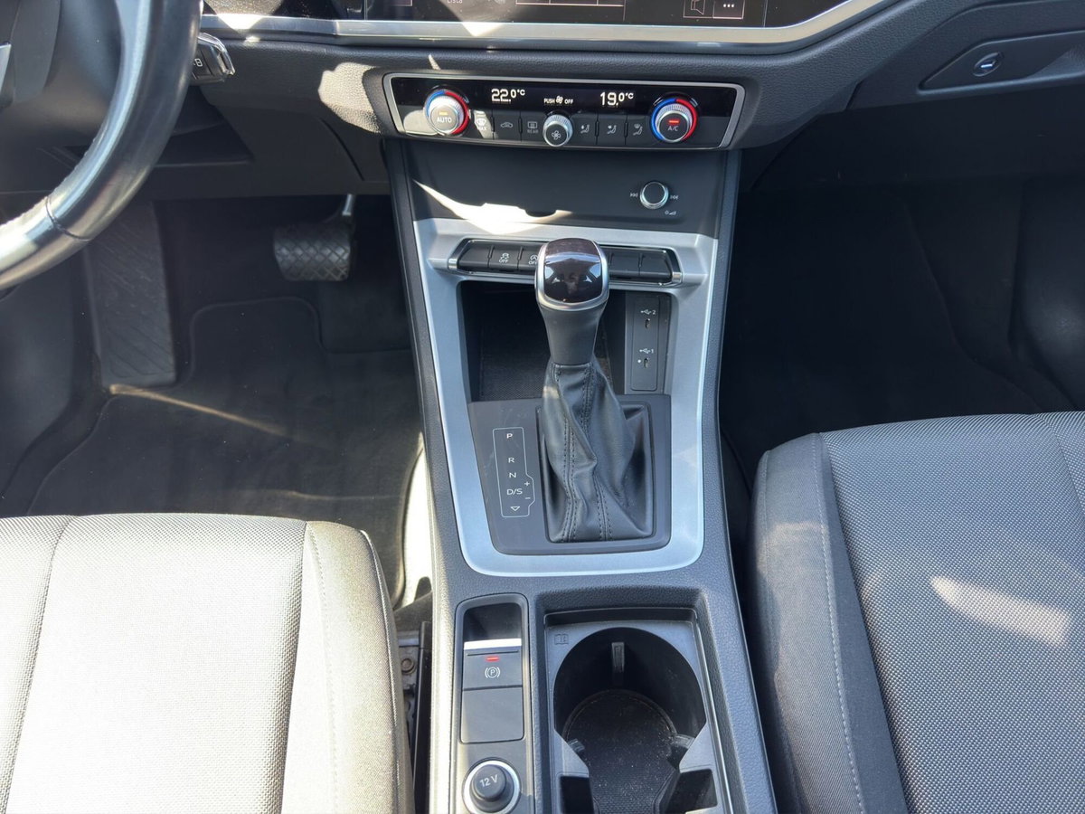 Audi Q3 35 TFSI S tronic Business Advanced (16)