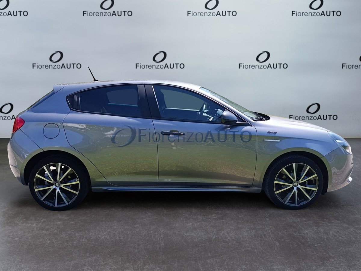 Alfa Romeo Giulietta 1.4 Turbo Distinctive 120cv (8)