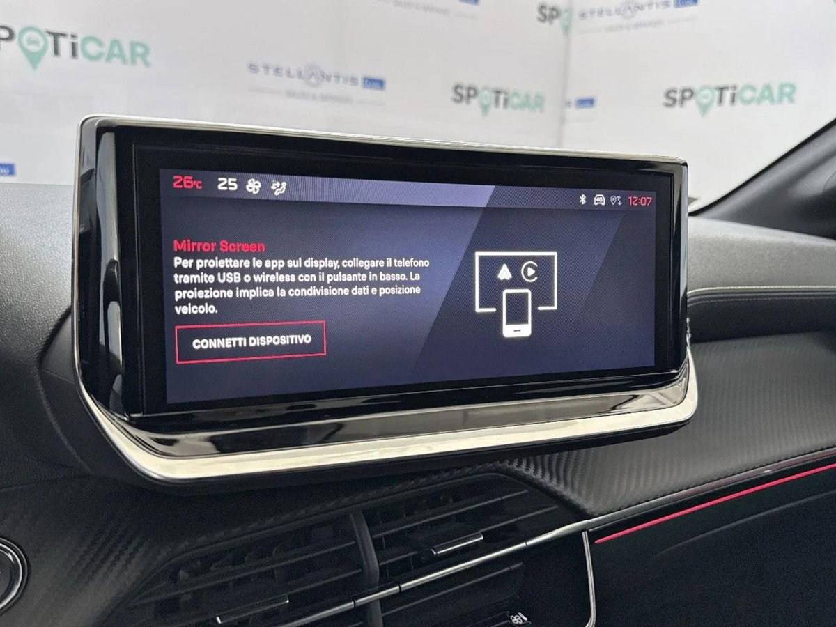 Peugeot 208 PureTech 100 Stop&Start 5 porte GT (10)