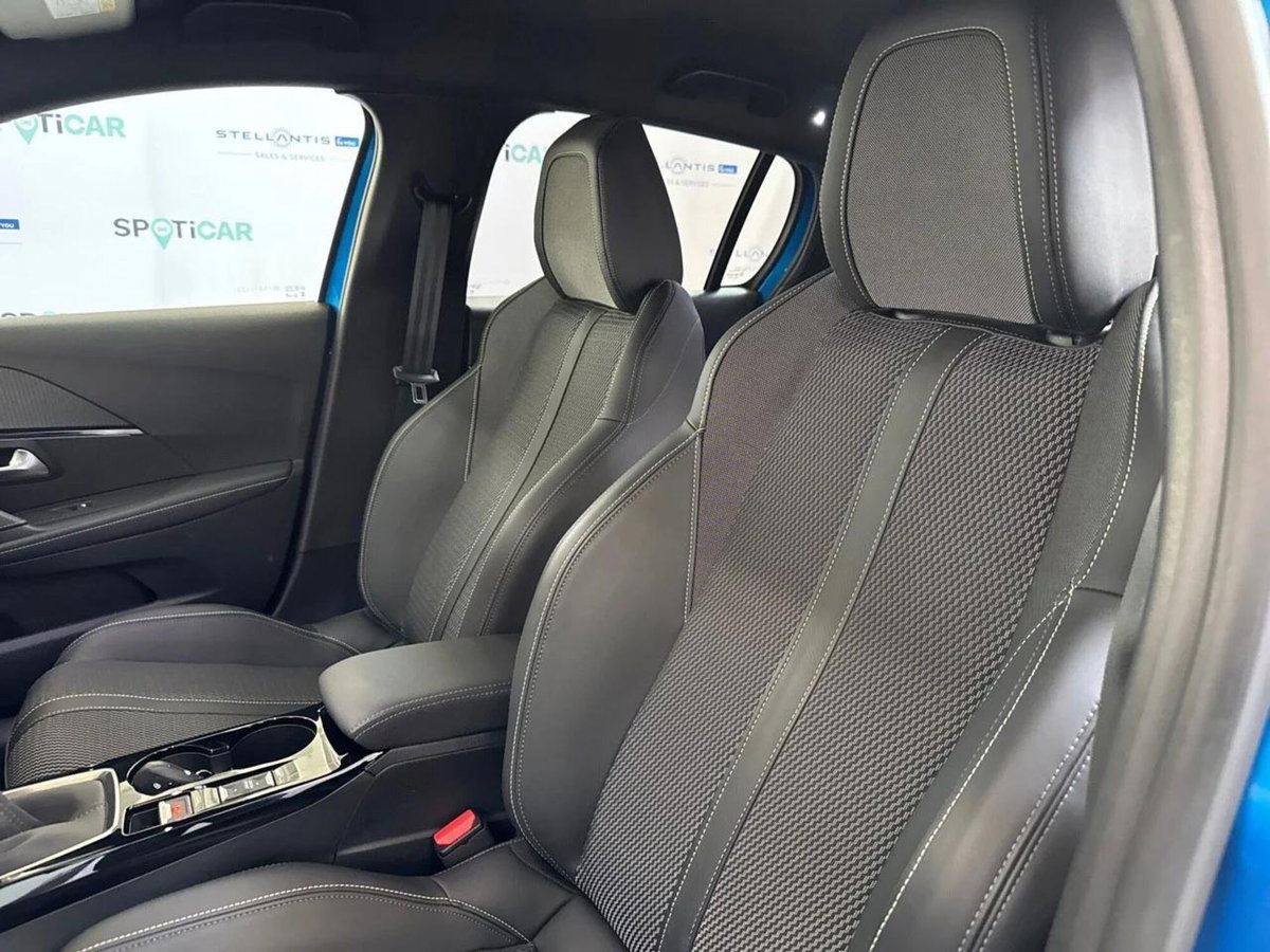 Peugeot 208 PureTech 100 Stop&Start 5 porte GT (13)