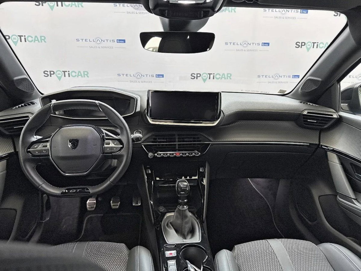 Peugeot 208 PureTech 100 Stop&Start 5 porte GT (8)