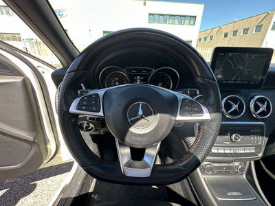 Mercedes-Benz Classe A 200 d Automatic 4Matic Premium (10)