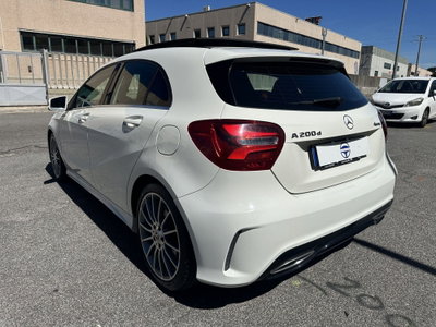Mercedes-Benz Classe A 200 d Automatic 4Matic Premium (4)