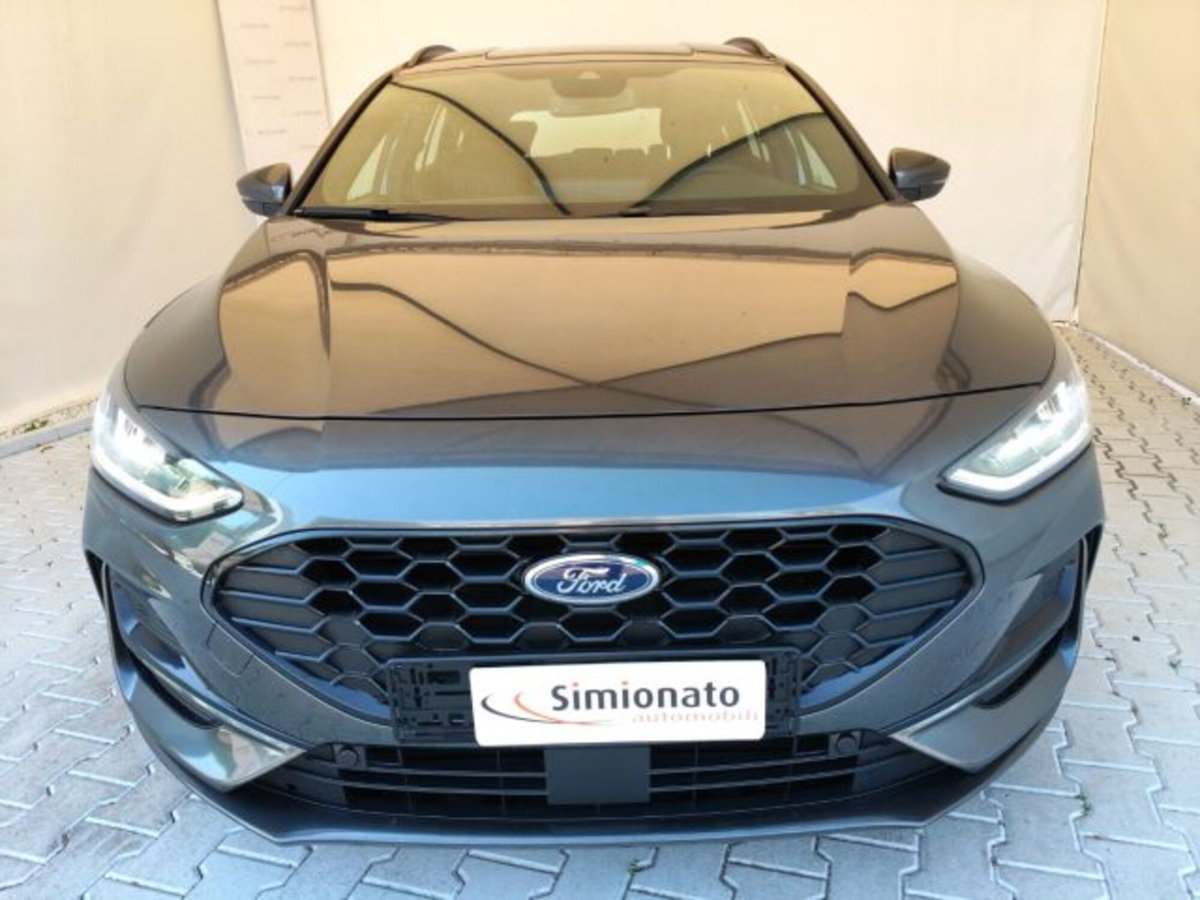 Ford Focus Station Wagon 1.5 EcoBlue 115 CV automatico SW ST-Line Design (2)
