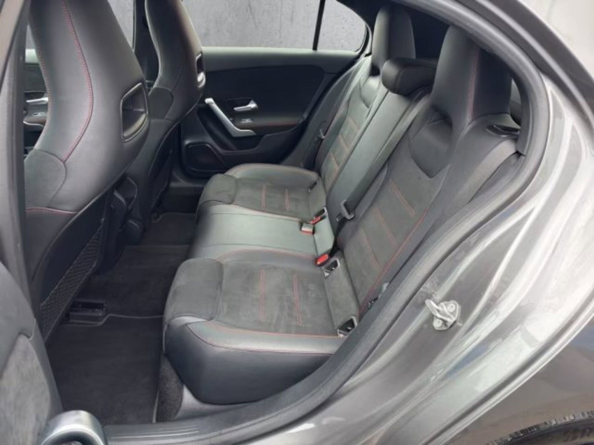 Mercedes-Benz Classe A 180 AMG Line Premium Plus auto (10)