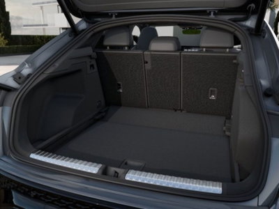 Audi Q3 Sportback 35 TDI quattro S tronic S line edition (11)