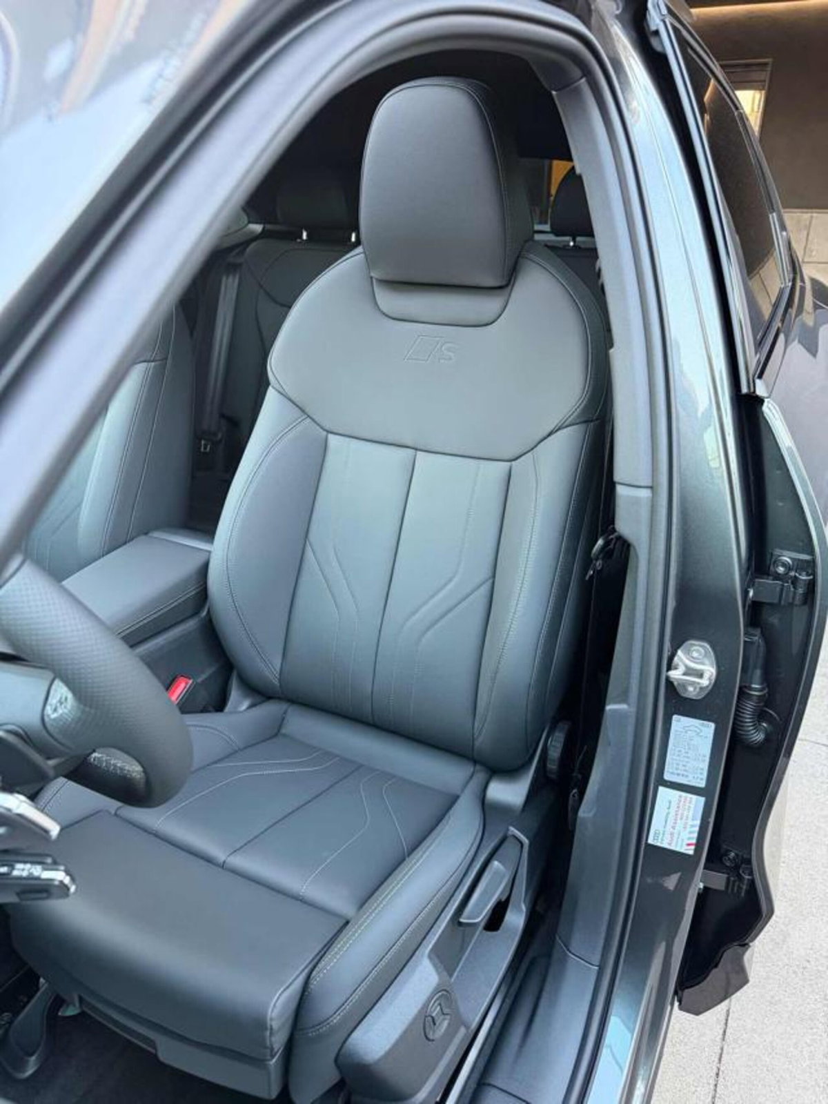 Audi Q3 Sportback 35 TDI quattro S tronic S line edition (16)