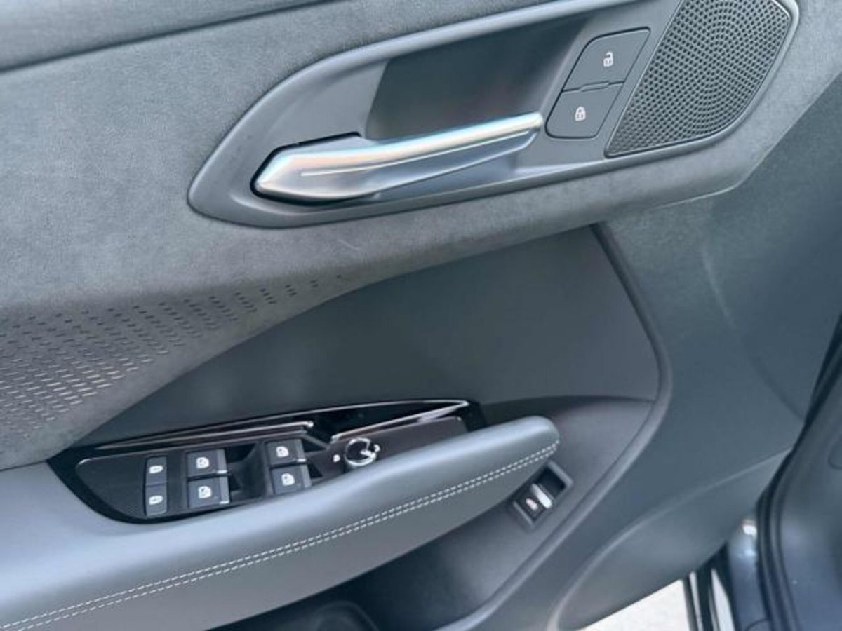 Audi Q3 Sportback 35 TDI quattro S tronic S line edition (8)