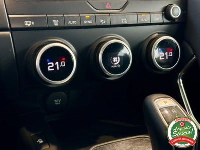 Jaguar E-Pace 2.0D 150 CV AWD aut. (15)