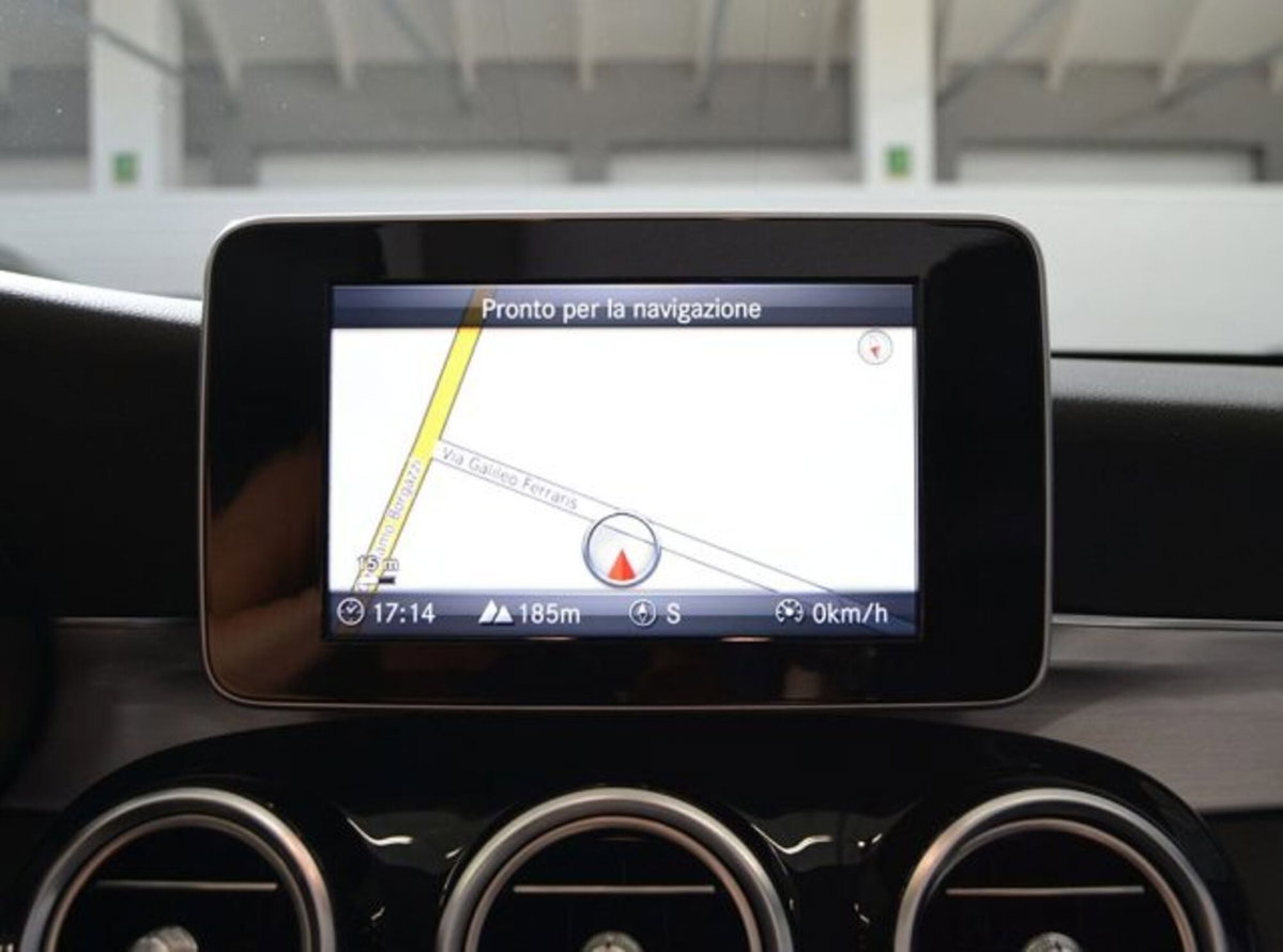 Mercedes-Benz Classe C Cabrio 180 Cabrio Premium (9)