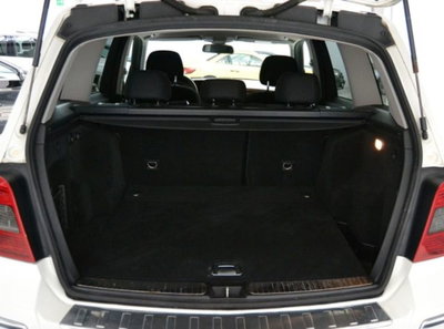 Mercedes-Benz GLK 220 CDI 4Matic BlueEFFICIENCY Edition 1 (11)