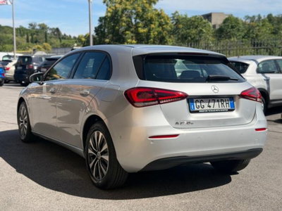 Mercedes-Benz Classe A 250 e Automatic EQ-Power Business (4)
