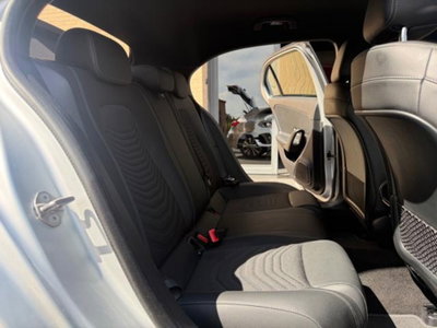 Mercedes-Benz Classe A 250 e Automatic EQ-Power Business (8)