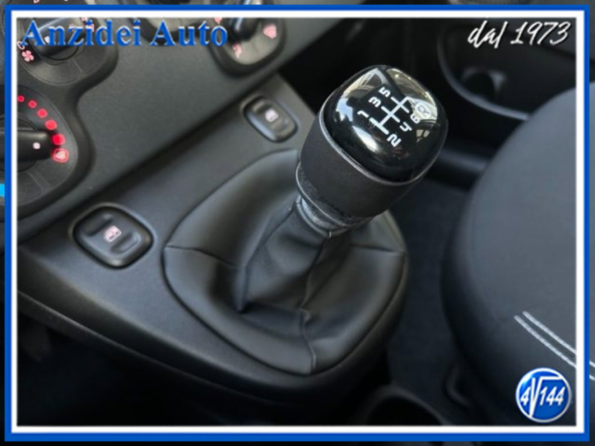 Fiat Panda 1.0 firefly hybrid s&s 70cv (13)