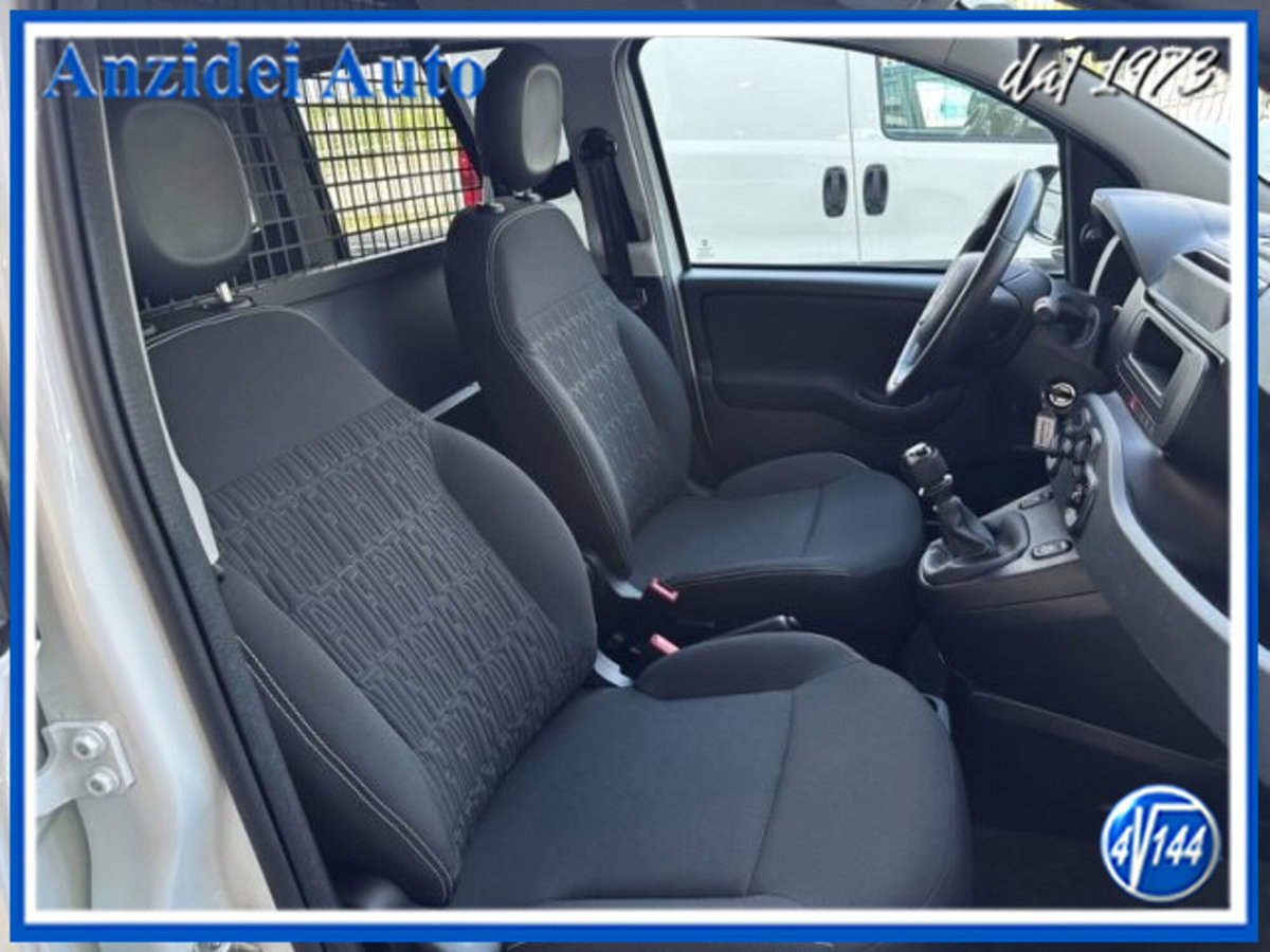 Fiat Panda 1.0 firefly hybrid s&s 70cv (18)