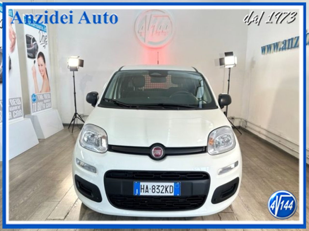 Fiat Panda 1.0 firefly hybrid s&s 70cv (2)