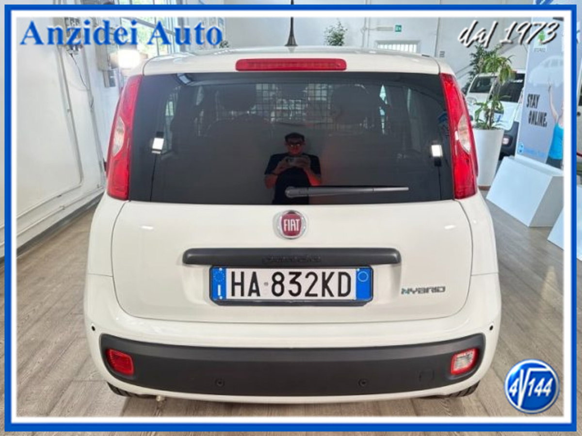 Fiat Panda 1.0 firefly hybrid s&s 70cv (5)