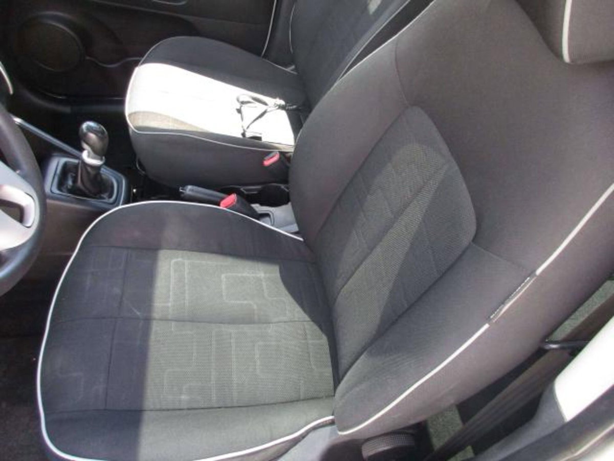 Kia Venga 1.4 CRDi 90CV WGT EX (10)