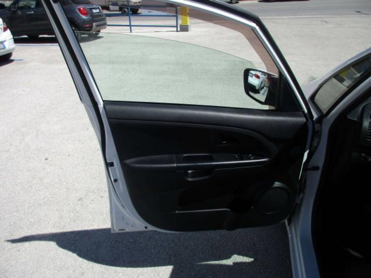 Kia Venga 1.4 CRDi 90CV WGT EX (9)