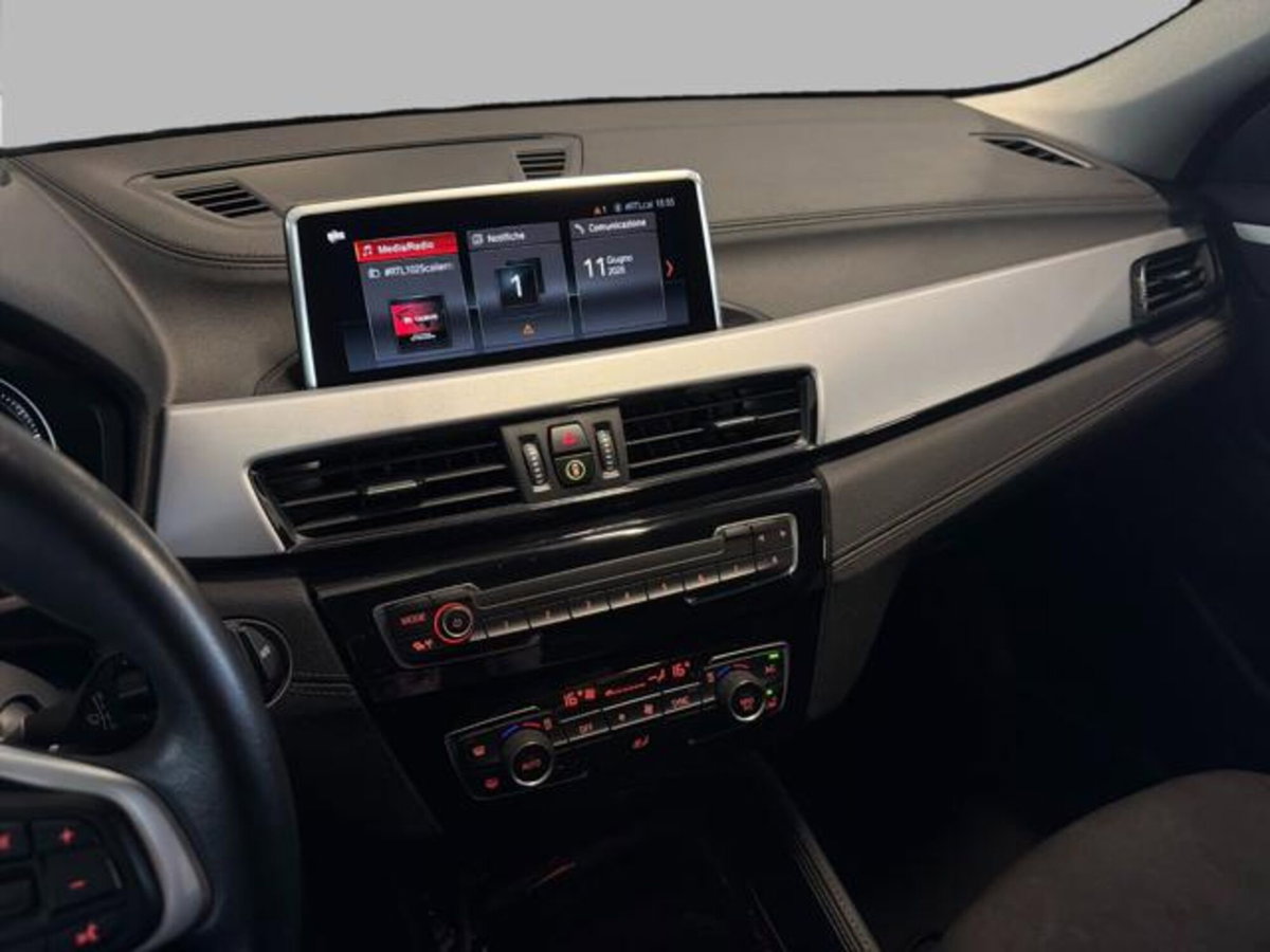 BMW X2 sDrive18d Business-X (10)