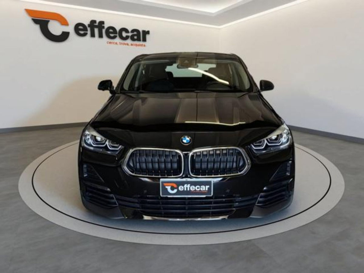 BMW X2 sDrive18d Business-X (2)