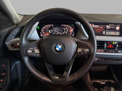 BMW Serie 1 116d 2.0 116CV cat 5 porte Attiva DPF (8)