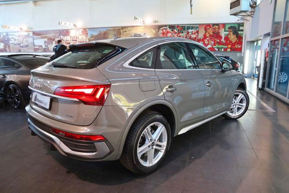 Audi Q5 Sportback Sportback 40 2.0 tdi mhev 12V quattro s-tronic (9)