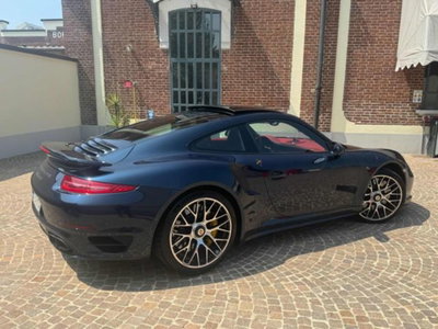 Porsche 911 Coupé 3.8 Turbo S (2)