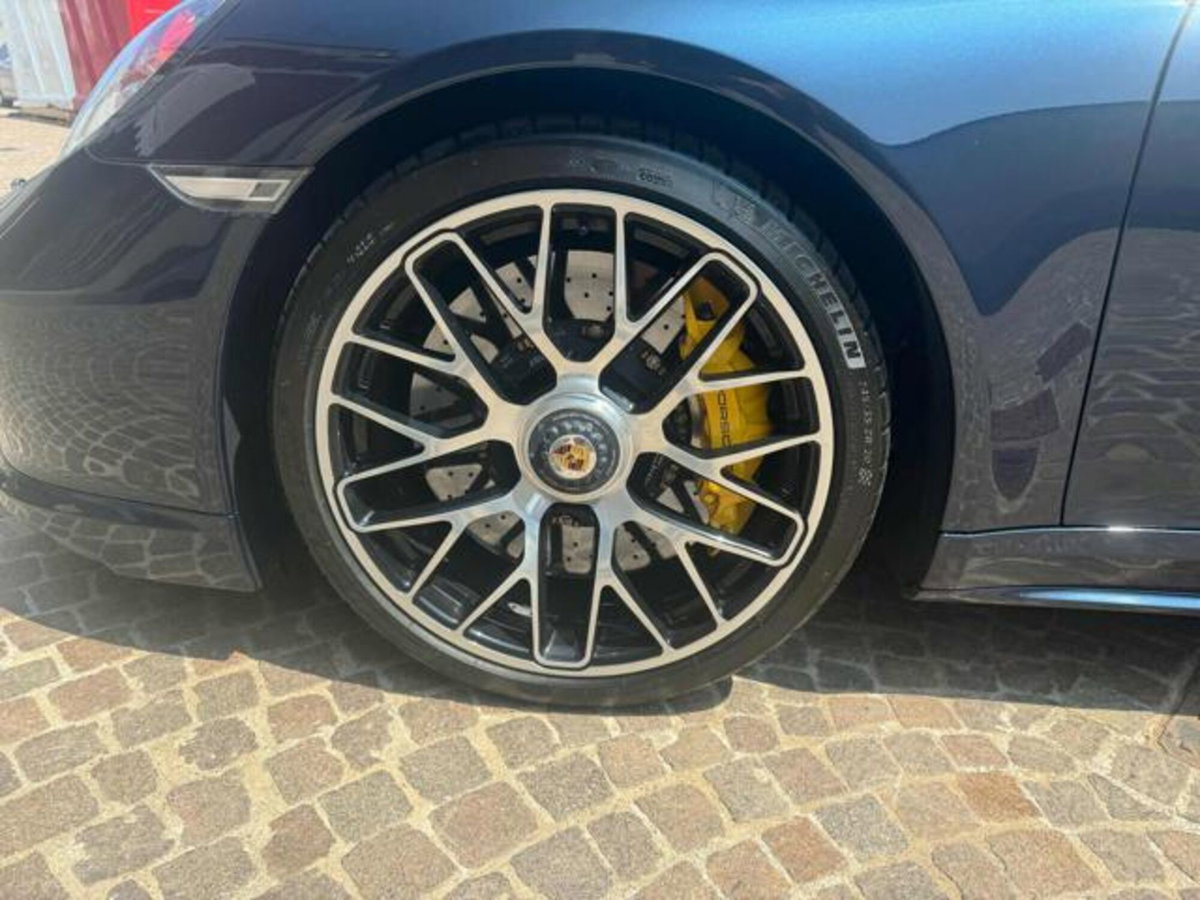 Porsche 911 Coupé 3.8 Turbo S (3)