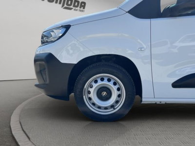 Opel Combo Furgone Cargo 1.5 Diesel 130CV S&S AT8 PL-DC 850kg (18)